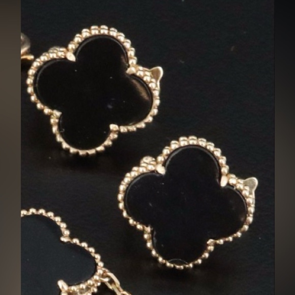 14K Yellow Gold and Imitation Black Onyx Quatrefoil Earrings